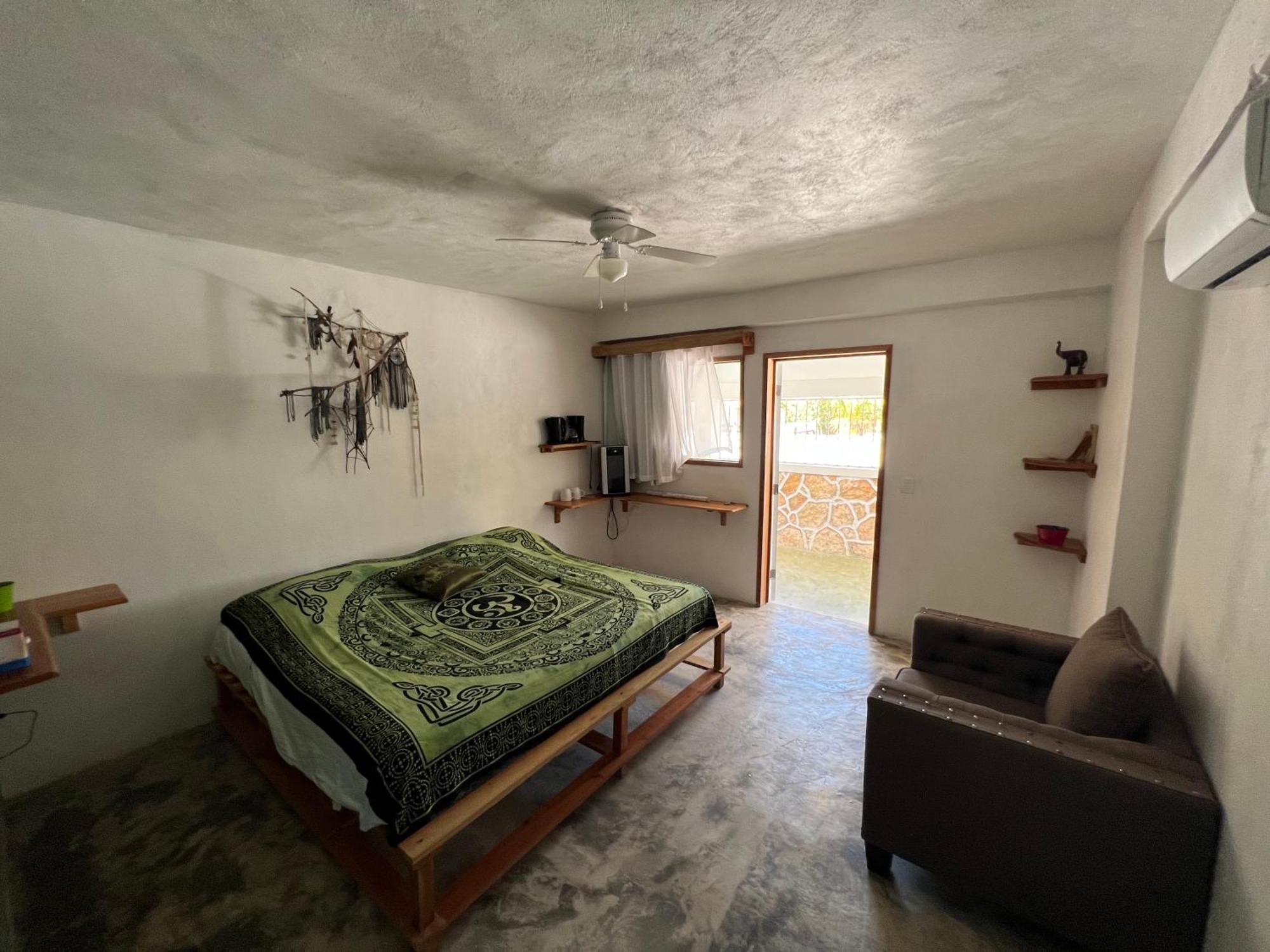 Casa Gajah Hotel Cuyo Dış mekan fotoğraf